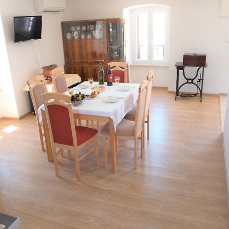 Apartment Rado Врбник Екстер'єр фото