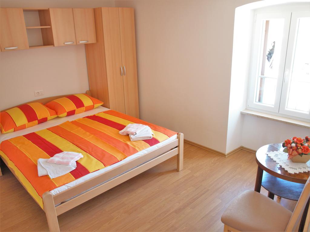 Apartment Rado Врбник Екстер'єр фото