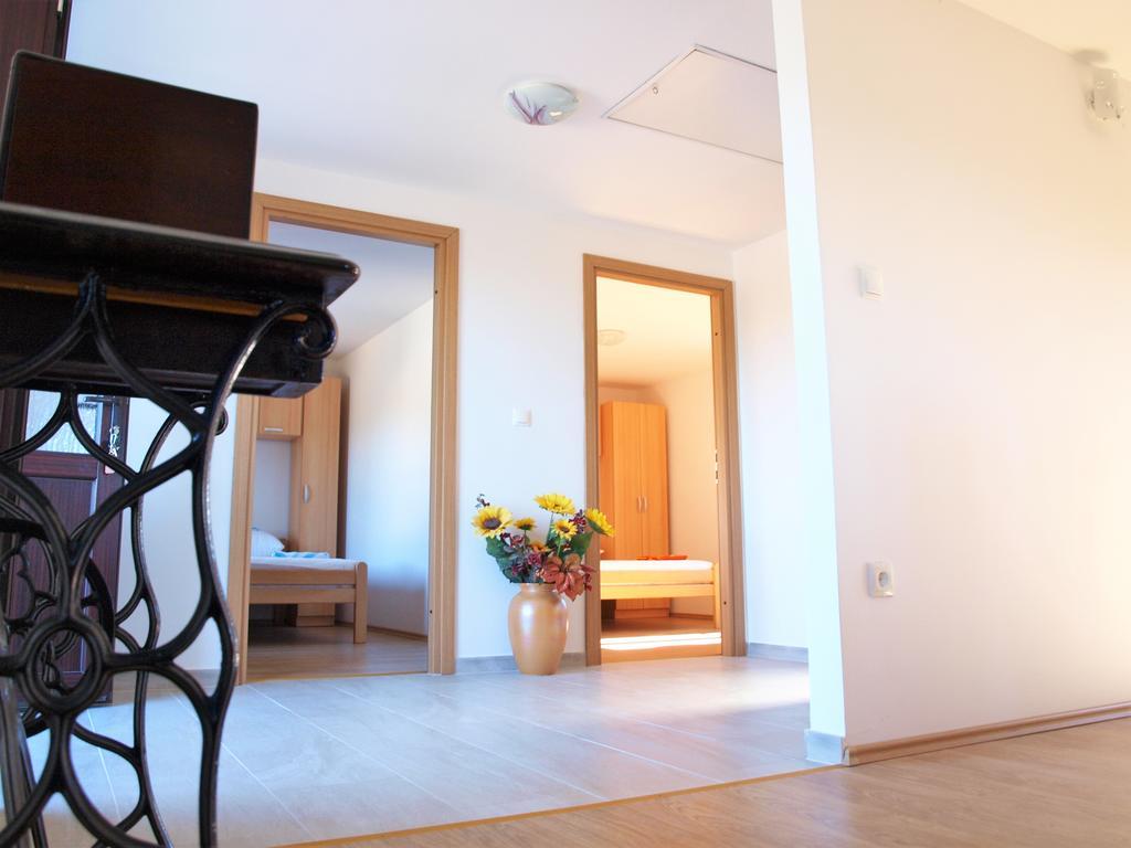 Apartment Rado Врбник Екстер'єр фото